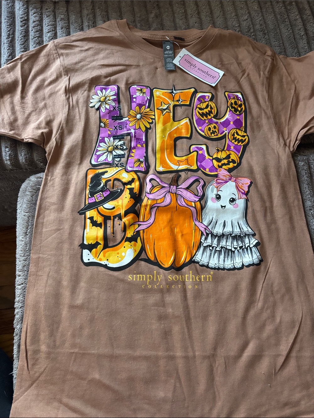 Simply Southern Kids "Hey Boo" Halloween Graphic Tee - Brown